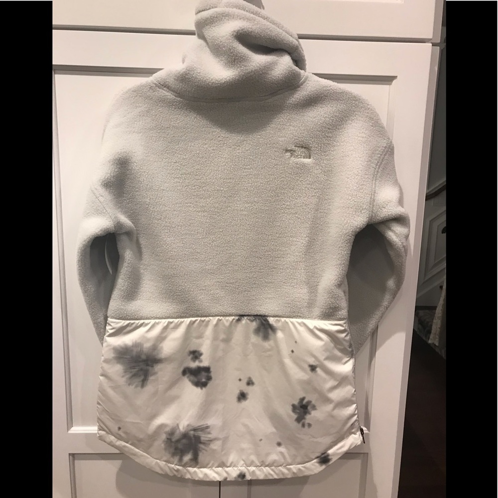 North Face New TIN GREY/TNF WHITE SNOWCAMITO PRINT - Picture 2 of 8